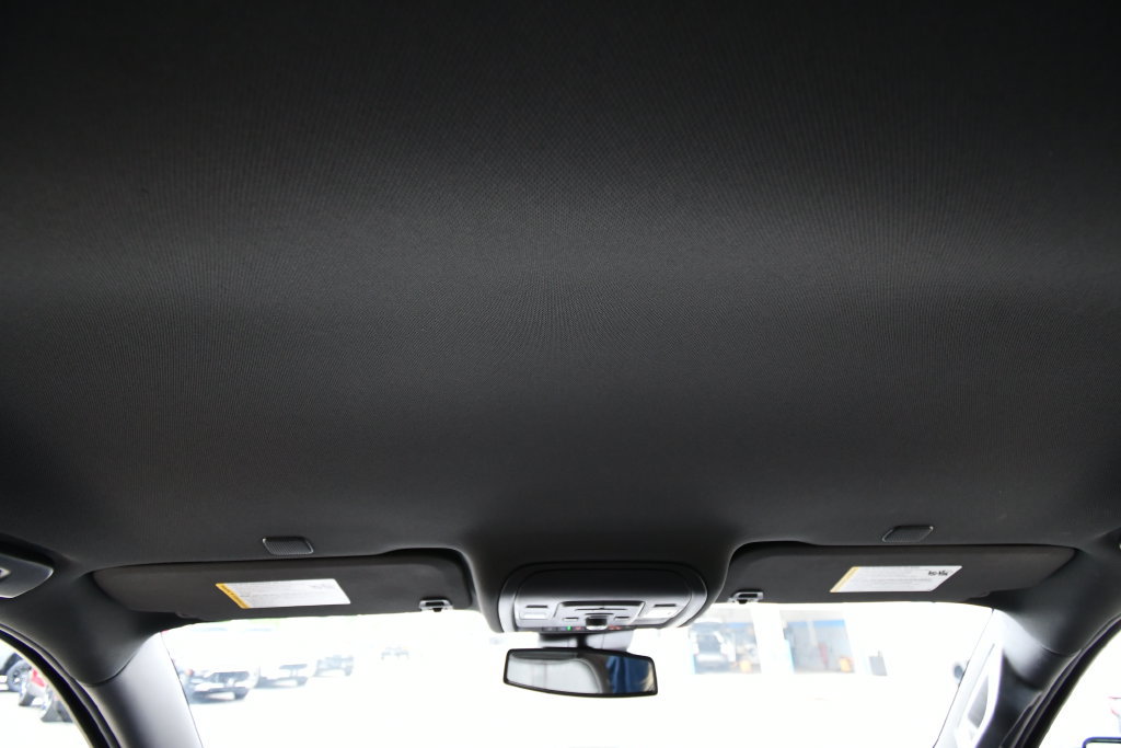 Used 2024 Chevrolet Suburban RST w/ Luxury Package AWD/4WD image 17