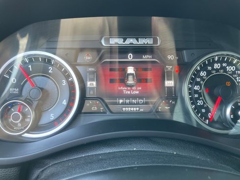 Used 2022 RAM 2500 Laramie image 23