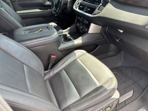 Used 2021 Chevrolet Tahoe Z71 AWD/4WD image 37