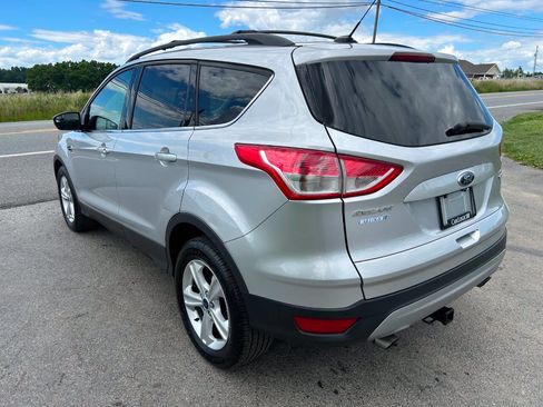Used 2015 Ford Escape SE w/ Equipment Group 201A AWD/4WD image 9