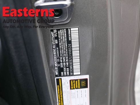 Used 2020 Mercedes-Benz C 300 4MATIC Cabriolet w/ Parking Assistance Package image 35