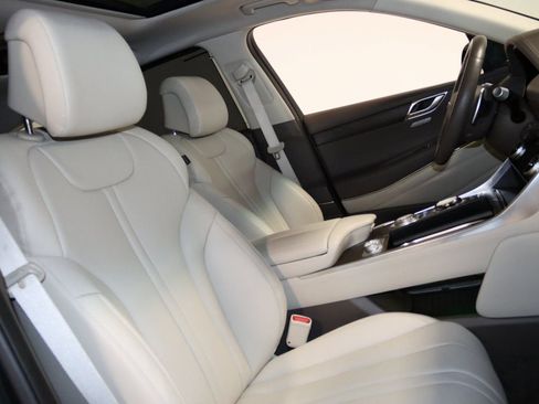 Used 2024 Genesis GV80 3.5T image 65