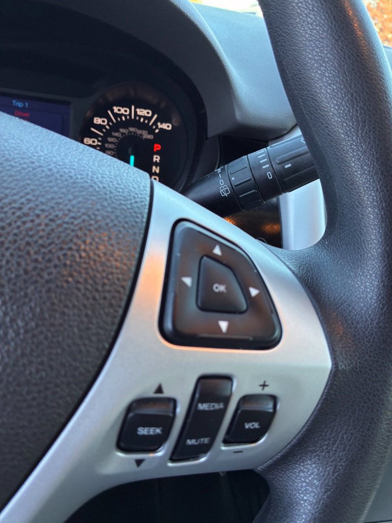 Used 2013 Ford Edge SE FWD image 30