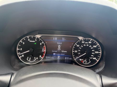 Used 2022 Nissan Altima 2.5 SV FWD image 12