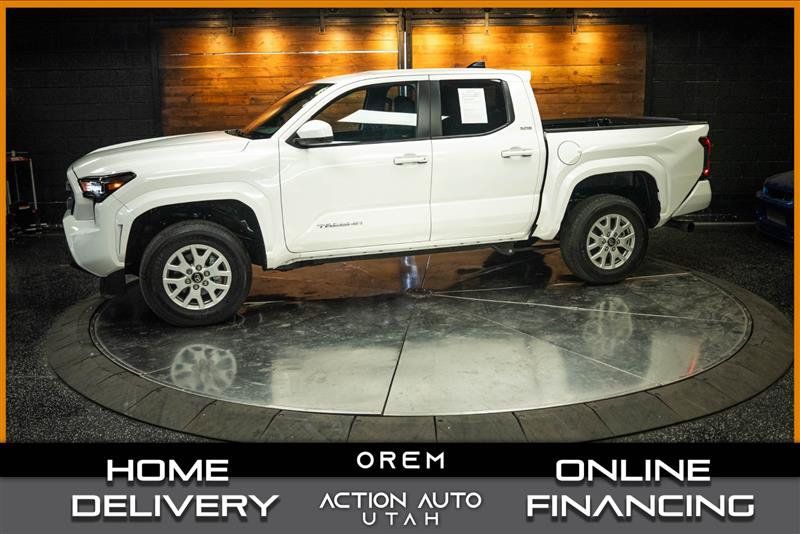 Used 2026 Toyota Tacoma SR5 AWD/4WD image 1