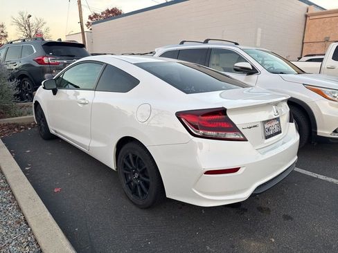 Used 2014 Honda Civic LX image 2