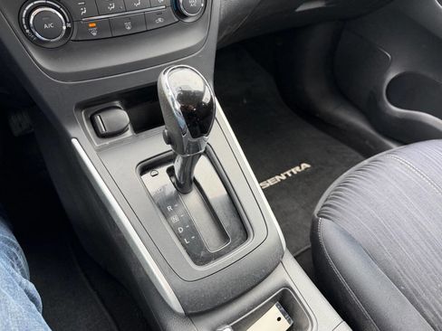 Used 2017 Nissan Sentra SV image 12