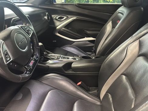 Used 2016 Chevrolet Camaro SS RWD image 14