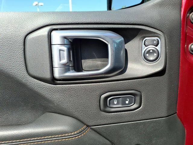 Used 2021 Jeep Gladiator Overland AWD/4WD image 11