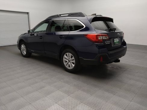 Used 2018 Subaru Outback 2.5i Premium AWD/4WD image 5