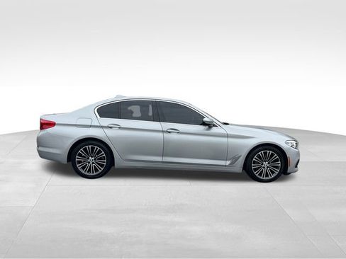 Used 2019 BMW 530i w/ Convenience Package image 6