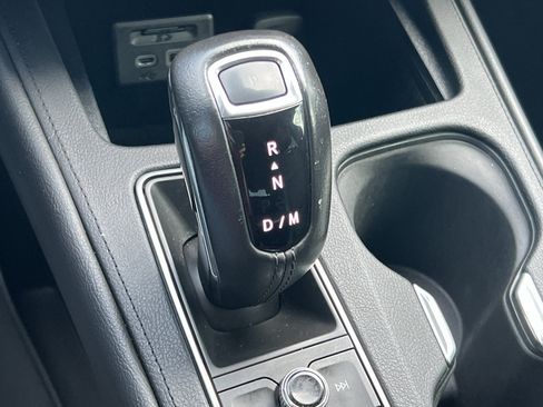 Used 2019 Cadillac XT4 Sport AWD/4WD image 28