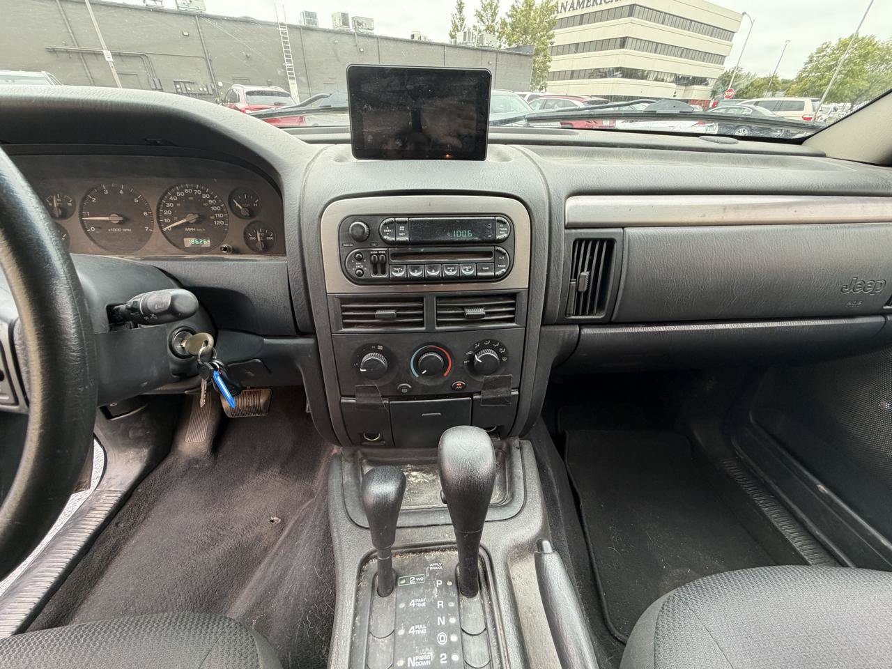 Used 2002 Jeep Grand Cherokee Laredo AWD/4WD image 17