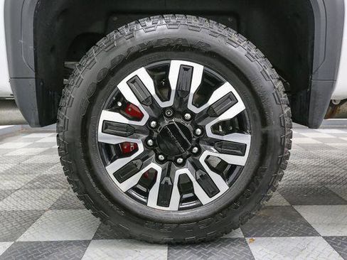 Used 2024 GMC Sierra 2500 Denali Ultimate image 20