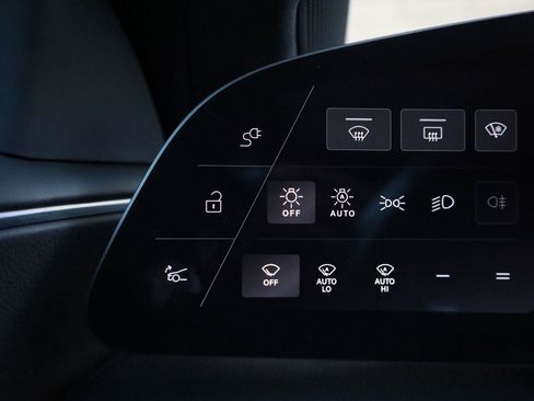 Used 2025 Lucid Air Touring AWD/4WD image 36