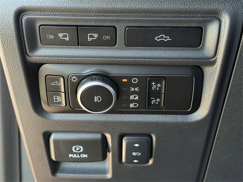 Certified 2023 Ford F150 Platinum w/ Equipment Group 701A High image 23