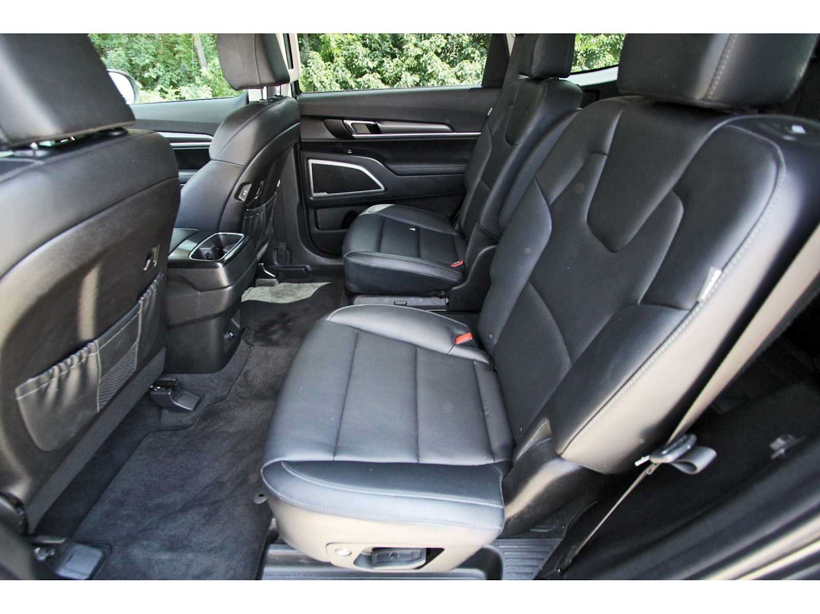 Used 2024 Kia Telluride S FWD image 12