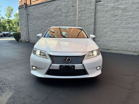 Used 2015 Lexus ES 350 w/ Luxury Package FWD image 5