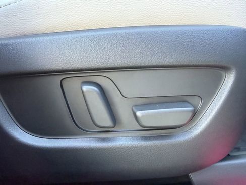 New 2025 MAZDA CX-70 Plug-In Hybrid w/ Premium Pkg image 25