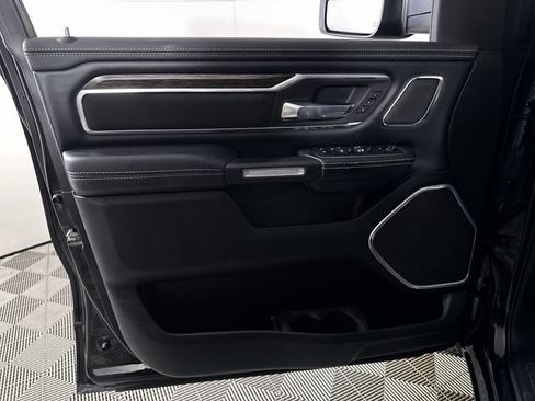 Used 2019 RAM 1500 Laramie AWD/4WD image 23