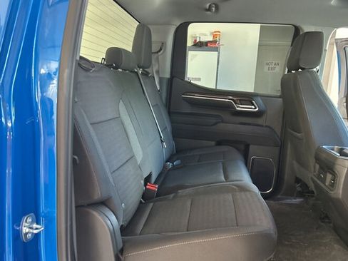 Used 2023 Chevrolet Silverado 1500 LT Trail Boss AWD/4WD image 8
