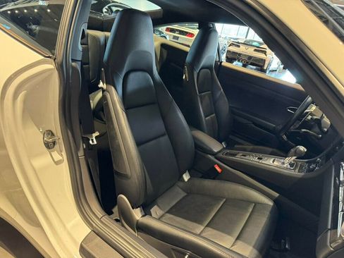 Used 2017 Porsche 911 Carrera image 23