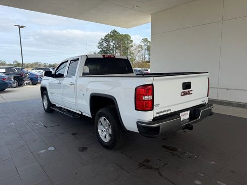 Used 2018 GMC Sierra 1500 SLE w/ SLE Value Package image 7