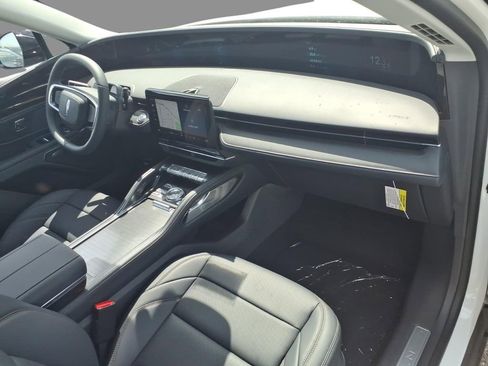 New 2026 Lincoln Nautilus Premier w/ Equipment Group 102A AWD/4WD image 12