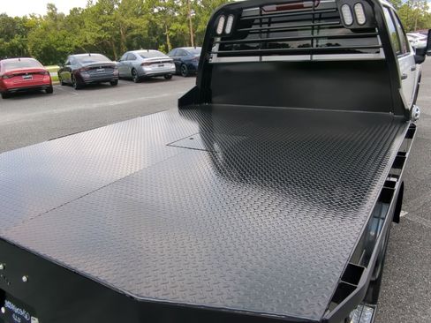 Used 2025 GMC Sierra 3500 Pro w/ Convenience Package image 29