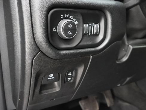 Used 2020 RAM 1500 Laramie AWD/4WD image 41