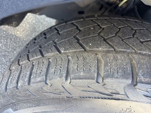 Certified 2020 Ford Expedition XLT w/ Black Accent Package image 3