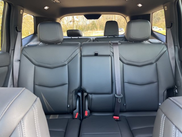 New 2025 Cadillac XT6 Luxury FWD image 39