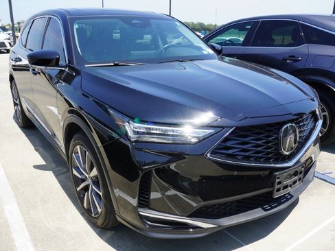 Used 2025 Acura MDX SH-AWD w/ Technology Package image 3