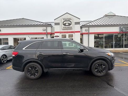 Used 2016 Kia Sorento L FWD image 8