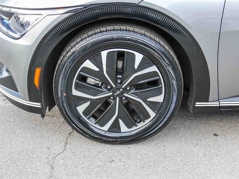Used 2024 Kia EV6 Wind image 9