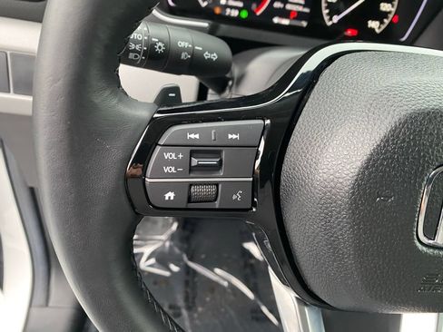 Certified 2025 Honda Pilot EX-L image 28