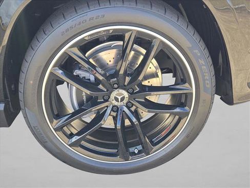 New 2026 Mercedes-Benz GLS 450 4MATIC image 10