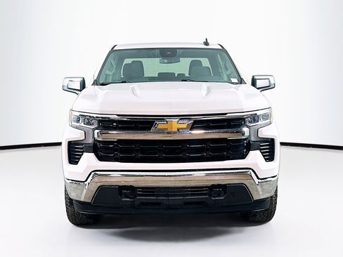 Used 2023 Chevrolet Silverado 1500 LT image 2