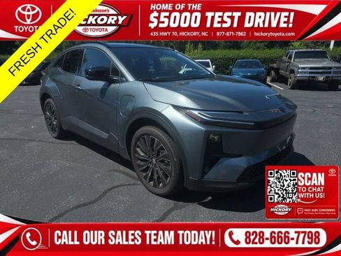 Used 2026 Toyota C-HR AWD/4WD image 1