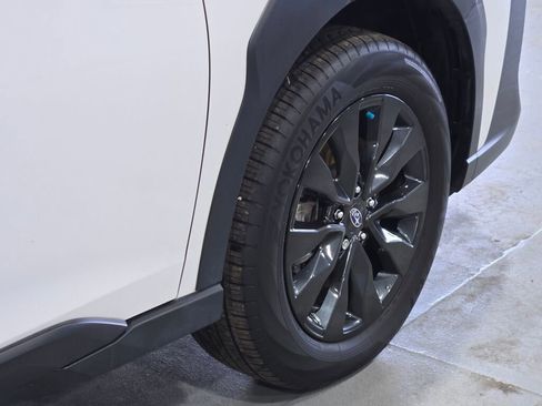 Used 2024 Subaru Outback Onyx Edition image 19