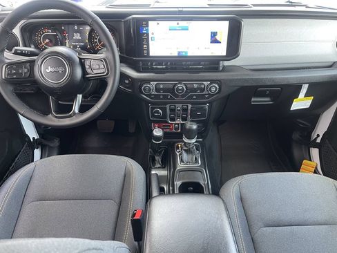 New 2026 Jeep Gladiator Mojave AWD/4WD image 8