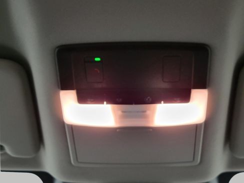 Used 2023 Nissan Rogue SV AWD/4WD image 74