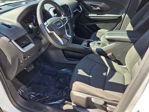 Used 2023 GMC Terrain SLE FWD image 8