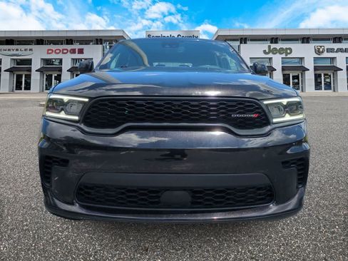 Used 2024 Dodge Durango GT RWD image 3