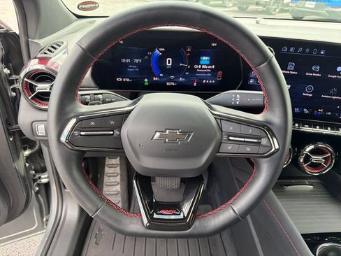 Certified 2025 Chevrolet Blazer EV RS AWD/4WD image 16