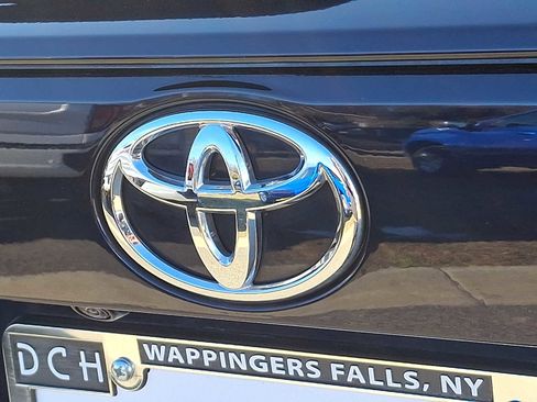 Certified 2025 Toyota RAV4 XLE image 31