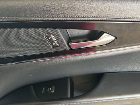 Used 2023 Lincoln Nautilus AWD image 35