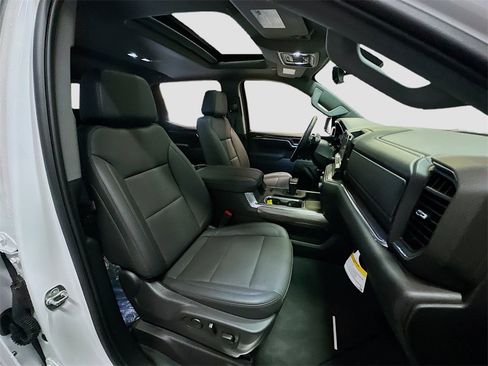 New 2025 Chevrolet Silverado 1500 LTZ w/ Technology Package image 31