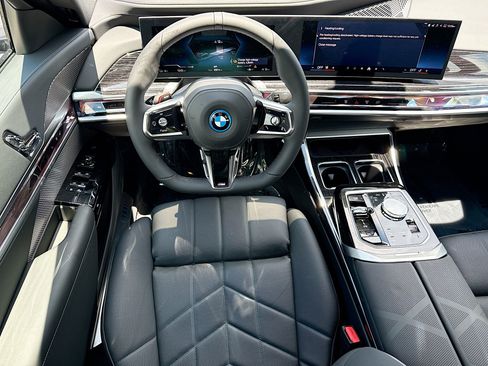 New 2026 BMW i7 eDrive50 w/ Executive Package RWD image 16