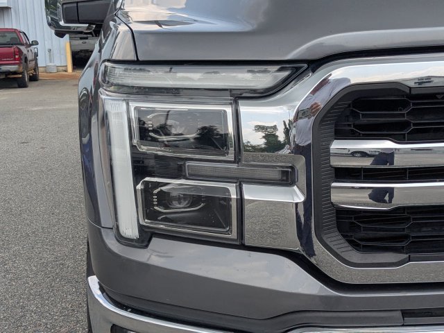 Used 2024 Ford F150 Lariat w/ Equipment Group 502A High AWD/4WD image 11